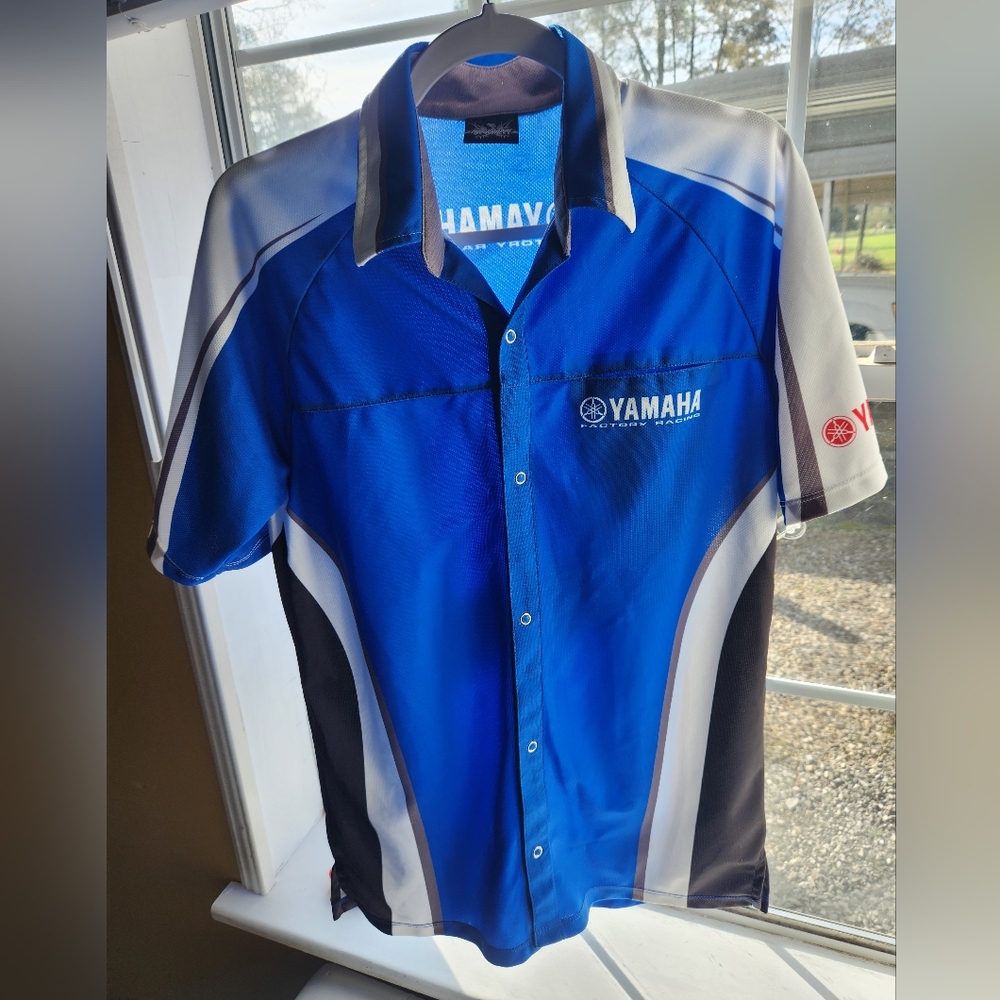 Mens Yamaha snap